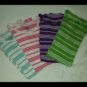 Old Navy T-shirt bundle up for grabs