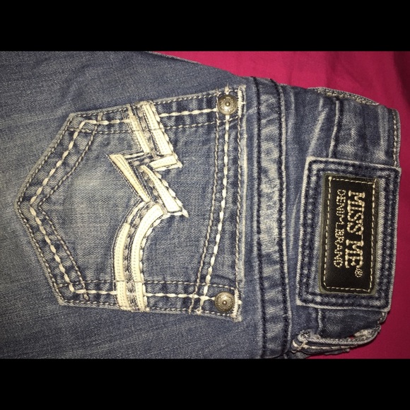 Good condition size 26 Miss Me Jeans - Picture 2 of 4