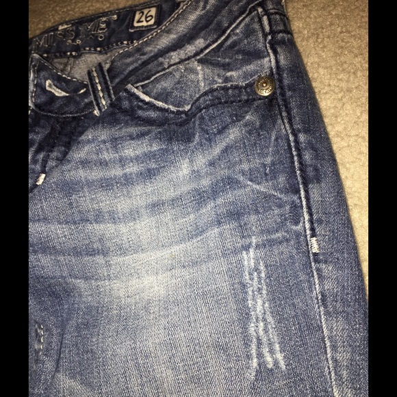 Good condition size 26 Miss Me Jeans - Picture 3 of 4