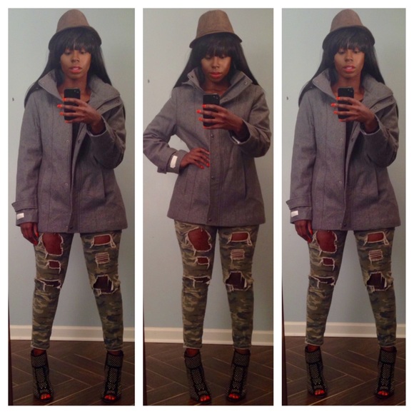 NWOT Calvin Klein Coat - Picture 2 of 2