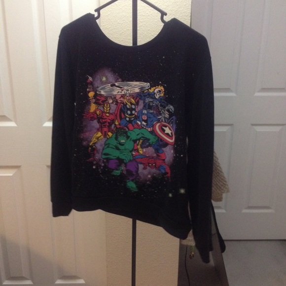 Old Style Avengers tee