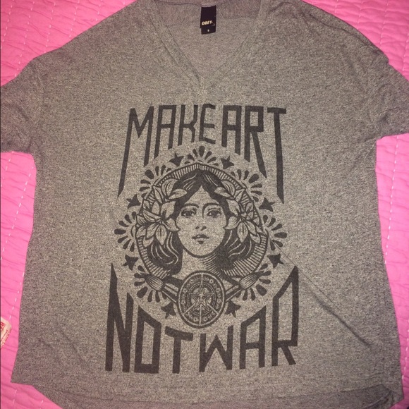 Obey Tee