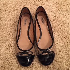 Black and Nude Bow Flats