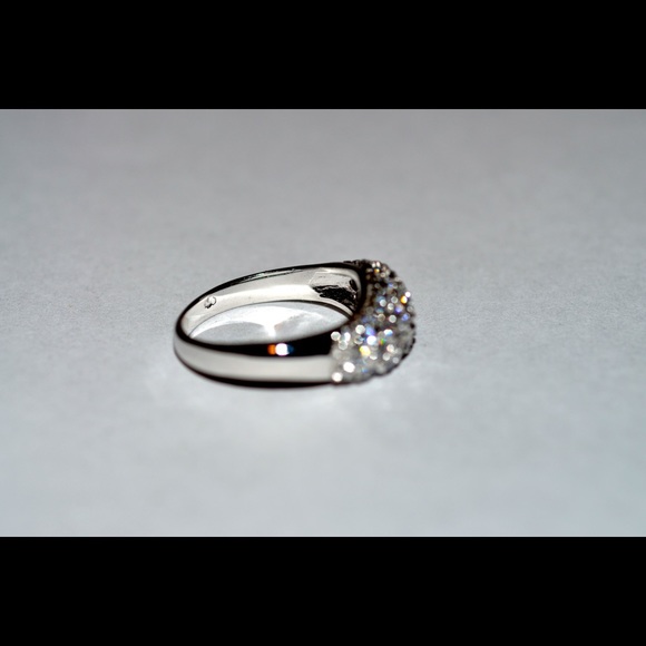 Ring - Picture 3 of 3