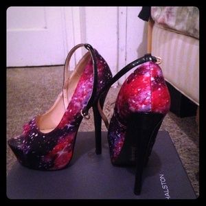 CLOSING Closet- "Galaxy" themes adorable pumps