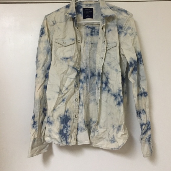 American Eagle bleach acid washed button down