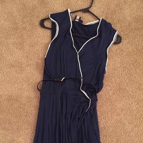 GOING TO GOODWILL ASOS navy and cream dress size 4