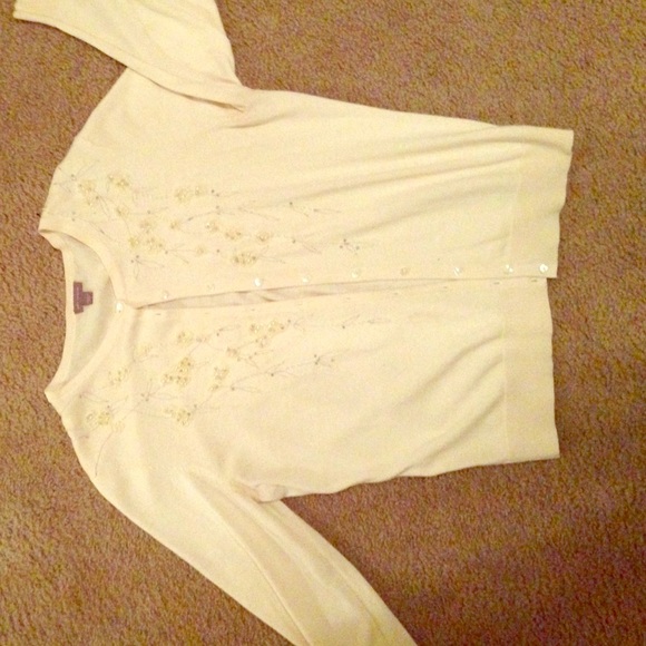 White embroiled Anne Taylor button up sweater.
