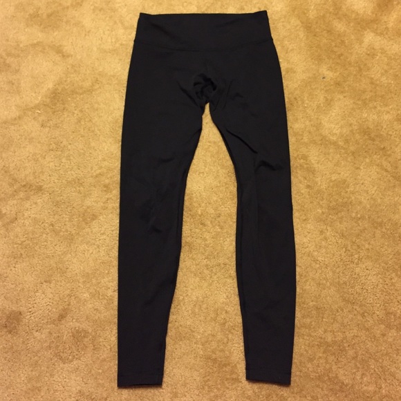 Lululemon wunder under pants size 8
