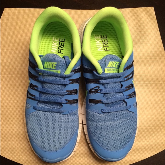 Bright blue and Green Nike freerun 5.0