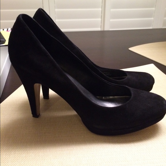 Black Velvet High Heels