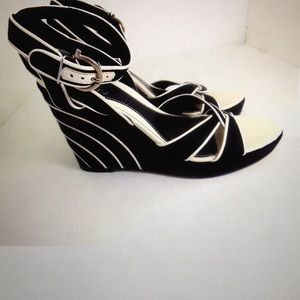 Ferragamo Alerja Striped Linen Leather Platforms