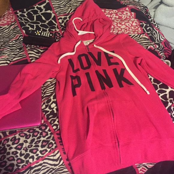 Victoria Secret/Addidas bundle ! 💛