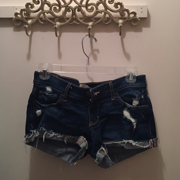 Abercrombie & Fitch Jean shorts - Picture 1 of 4