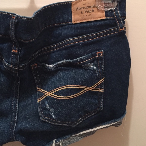 Abercrombie & Fitch Jean shorts - Picture 3 of 4