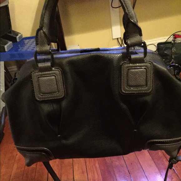 Simply Vera black leather purse