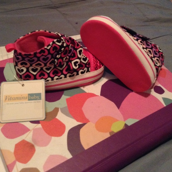 (🆕) BABY GIRL SOFT SOLE HI TOP SHOES - Picture 3 of 4