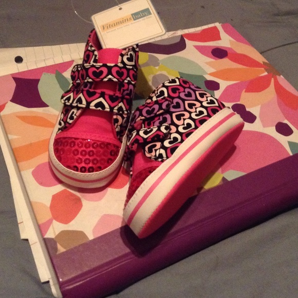 (🆕) BABY GIRL SOFT SOLE HI TOP SHOES - Picture 4 of 4