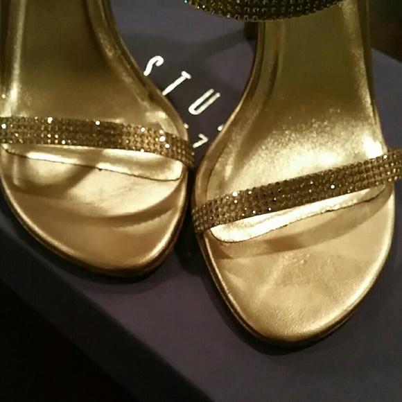 Stuart Weitzman Blitz Heel - Picture 2 of 4