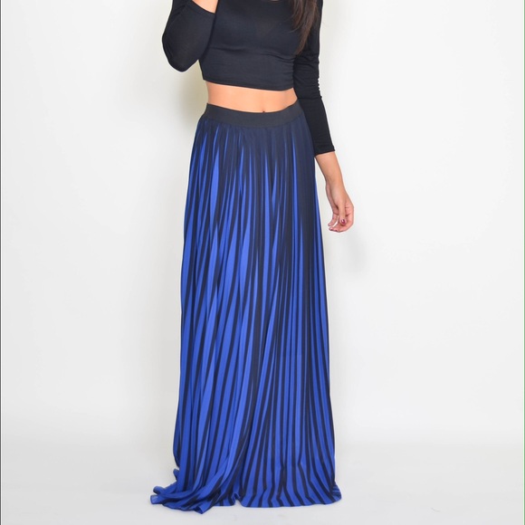BLACK & BLUE CONTRAST PLEATED MAXI SKIRT