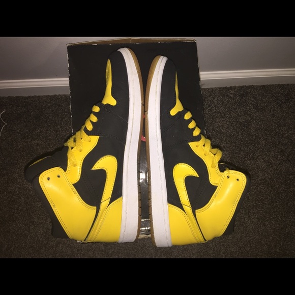 ❗️SOLD❗️Jordan retro 1 New Love - Picture 4 of 4