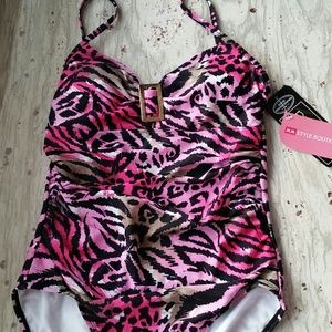 Swim suit