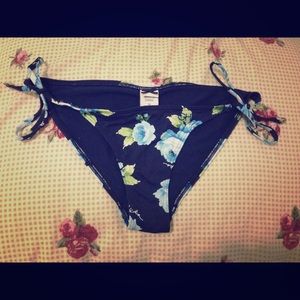 SOLD*** Gilly Hicks Floral Swim Bottoms