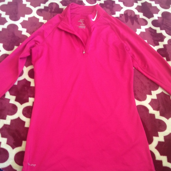 Nike dri- fit running