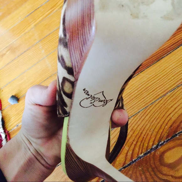 Shoes - Picture 3 of 3