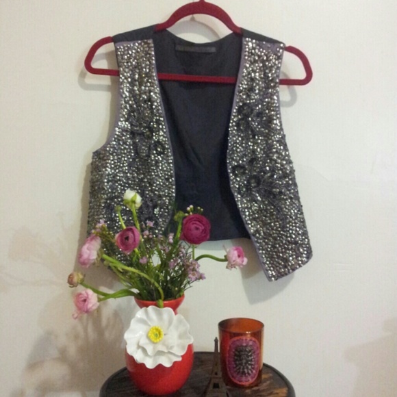 Embellished Short Vest