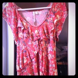 *Bundle* 2 Floral LC Tops