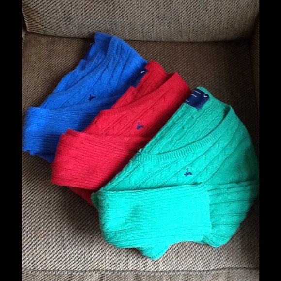 Reduced - American Eagle Sweaters - Set of 3