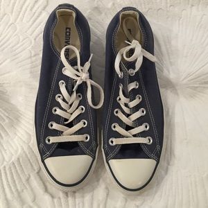 navy blue converse