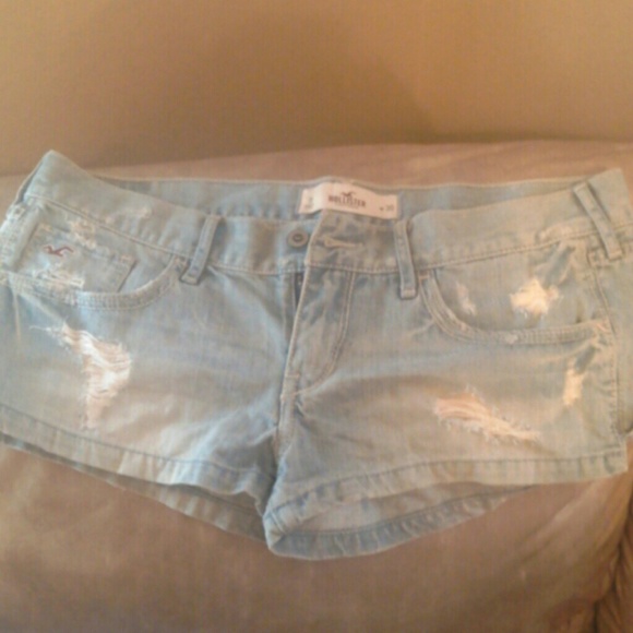 Hollister size 30. Never worn. offers accepted