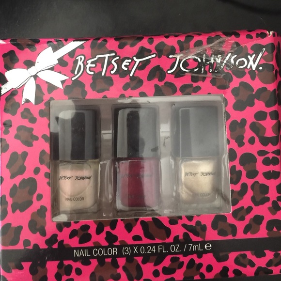 Finger nail polish