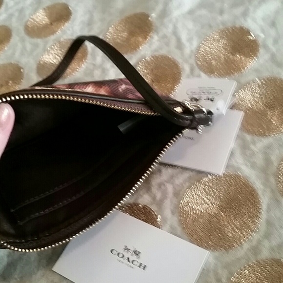 Coach accessory! Small wristlet. - Picture 4 of 4