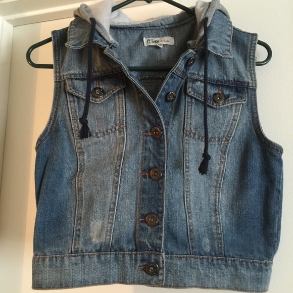 Vest🌸