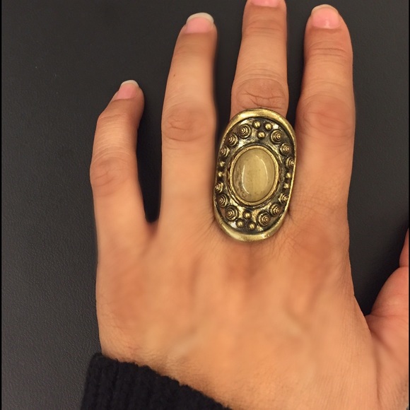 Ring - Picture 2 of 2