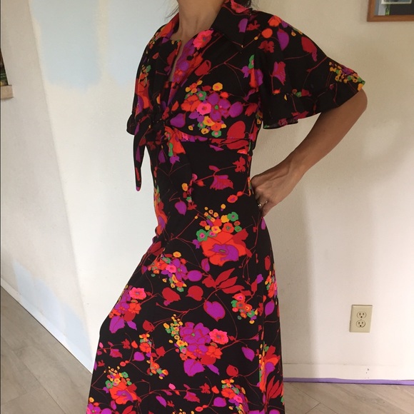 Retro vintage Polyester Maxi with ruffle bolero