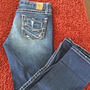 Buckle madison Capri