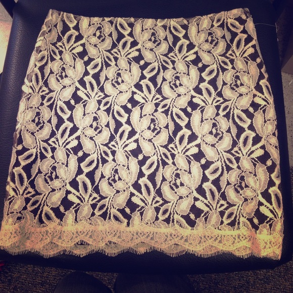 Romantic Floral Lace Skirt