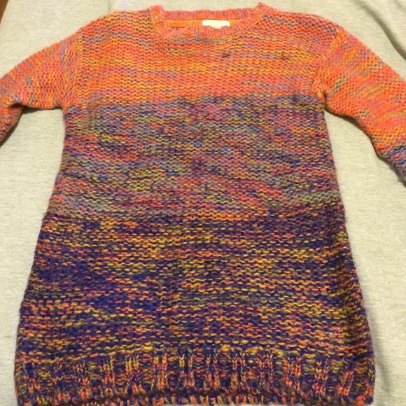 Oversized sweater bright colors