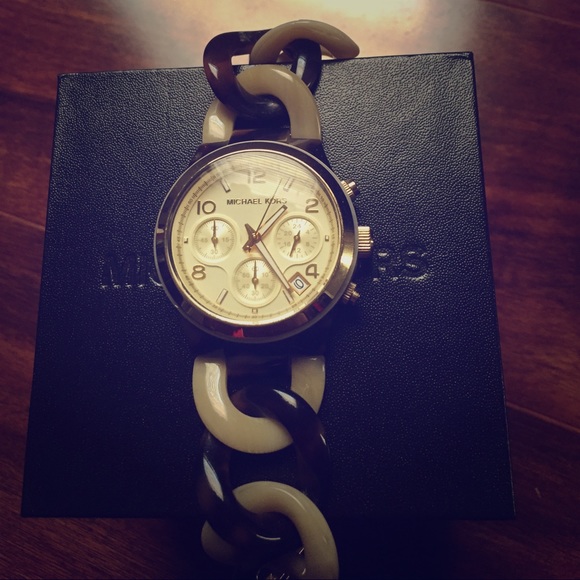 Michael Kors Watch - Picture 1 of 4