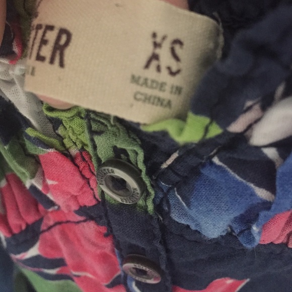 2 hollister dresses xs - Picture 2 of 3