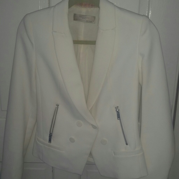 Blazer - Picture 2 of 2
