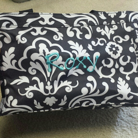 Thirty-One damask print bag