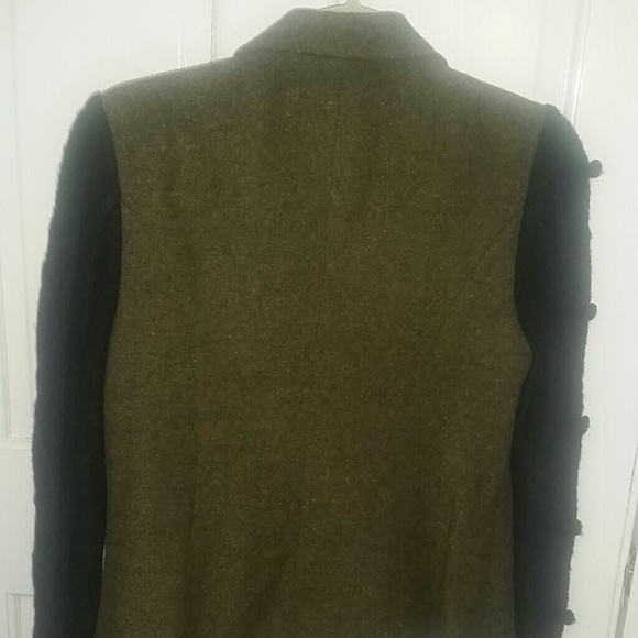 Blazer - Picture 2 of 2