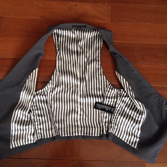 Forever 21 Vest - Picture 2 of 4
