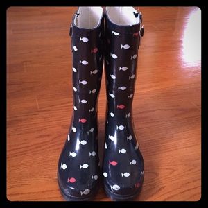 Navy blue rubber rain boots