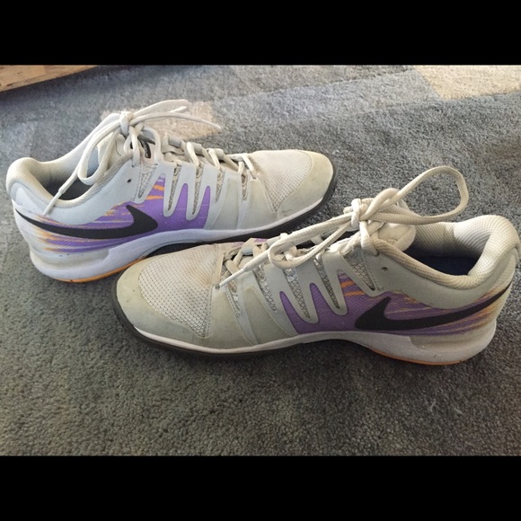 Nike Shoes - The best tennis shoe! Nike Zoom, worn 1x,like new!